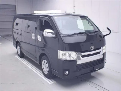 TOYOTA REGIUS ACE VAN