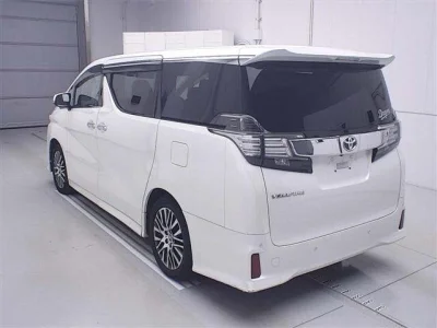 TOYOTA VELLFIRE