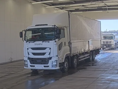 ISUZU GIGA