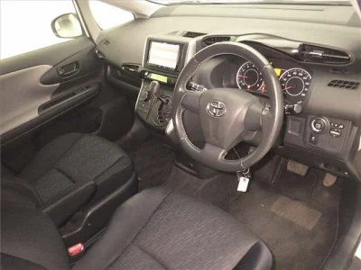 TOYOTA WISH 3