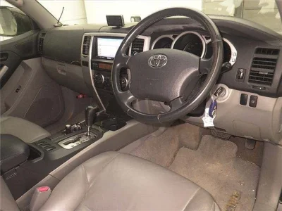 TOYOTA HILUX SURF