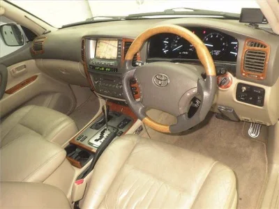 TOYOTA LAND CRUISER
