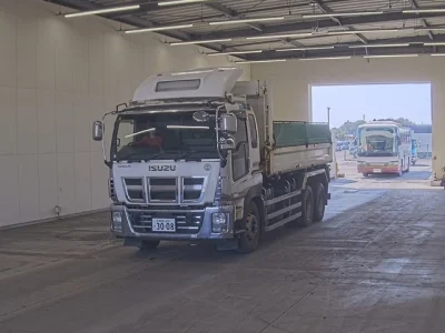 ISUZU GIGA