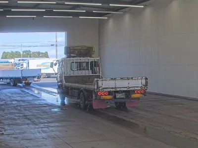 MITSUBISHI FUSO FIGHTER
