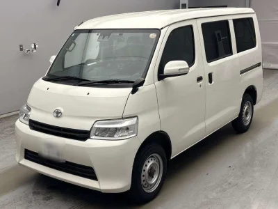 TOYOTA TOWN ACE VAN 1