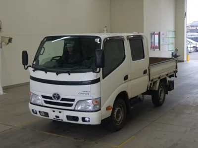 TOYOTA DYNA