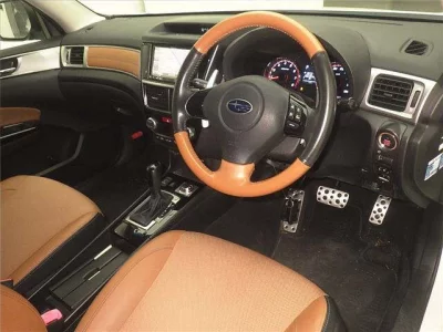 SUBARU EXIGA CROSSOVER 7