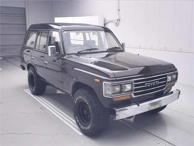 TOYOTA LAND CRUISER