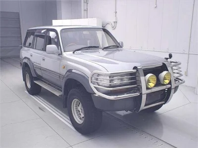TOYOTA LAND CRUISER