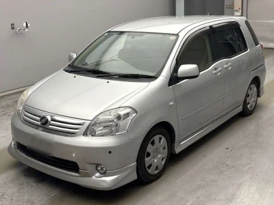 TOYOTA RAUM