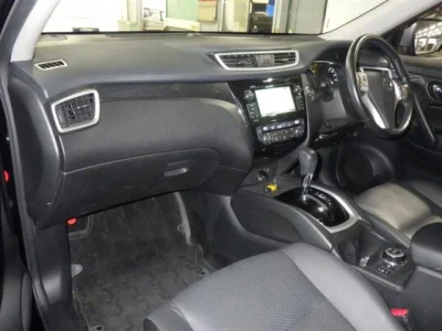 NISSAN X-TRAIL 3