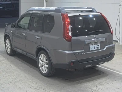NISSAN X-TRAIL 2