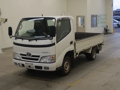 TOYOTA DYNA