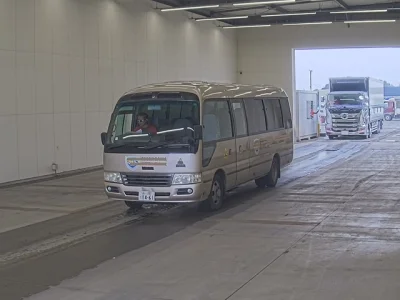 TOYOTA COASTER