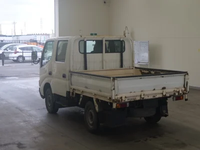 TOYOTA DYNA