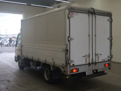 TOYOTA DYNA