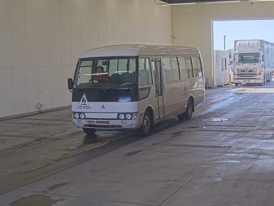 MITSUBISHI FUSO ROSA 1