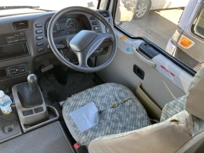 MITSUBISHI FUSO ROSA 4
