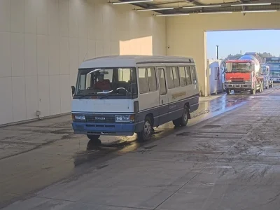 TOYOTA COASTER