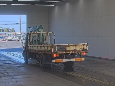 MITSUBISHI FUSO FIGHTER