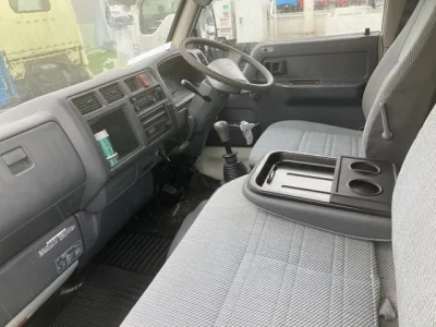 TOYOTA DYNA
