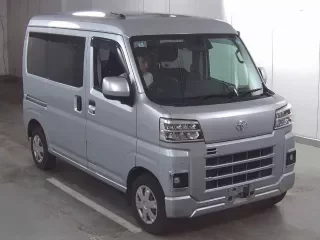 TOYOTA PIXIS VAN