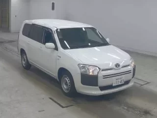 TOYOTA SUCCEED