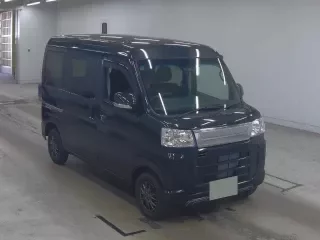 TOYOTA PIXIS VAN