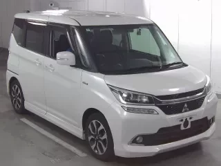 MITSUBISHI DELICA D2
