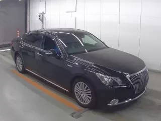 TOYOTA CROWN MAJESTA