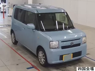TOYOTA PIXIS SPACE