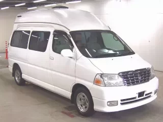 TOYOTA GRANVIA 1