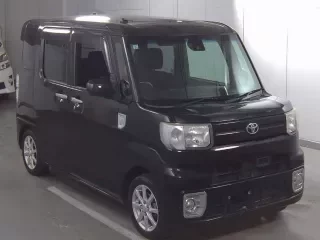 TOYOTA PIXIS MEGA