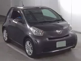 TOYOTA IQ