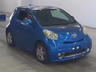 TOYOTA IQ