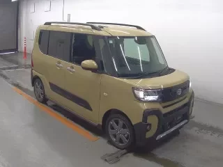 DAIHATSU TANTO FUN CROSS