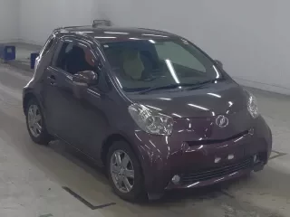 TOYOTA IQ