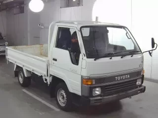 TOYOTA HIACE TRUCK