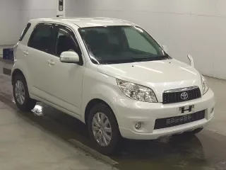TOYOTA RUSH