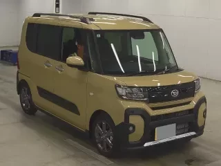DAIHATSU TANTO FUN CROSS
