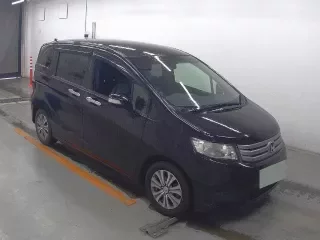 HONDA FREED SPIKE