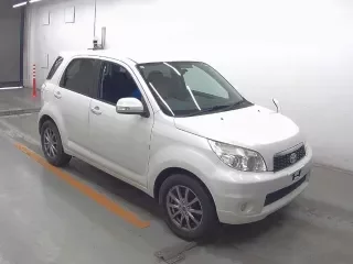 TOYOTA RUSH