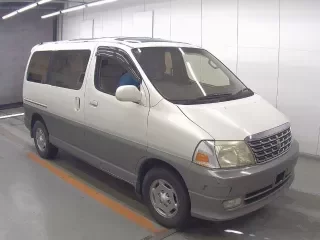 TOYOTA GRANVIA 1