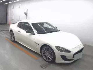 MASERATI GRANTURISMO