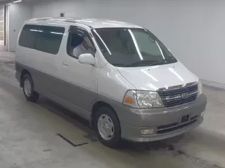 TOYOTA GRANVIA 1
