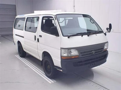 TOYOTA HIACE