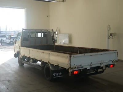 TOYOTA DYNA
