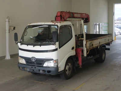 TOYOTA DYNA