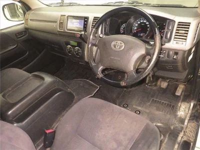TOYOTA REGIUS ACE VAN