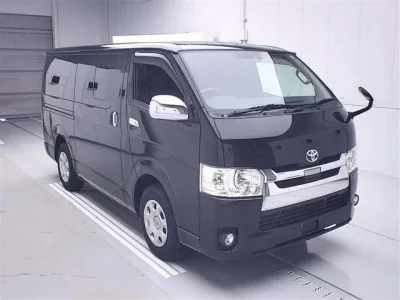 TOYOTA REGIUS ACE VAN